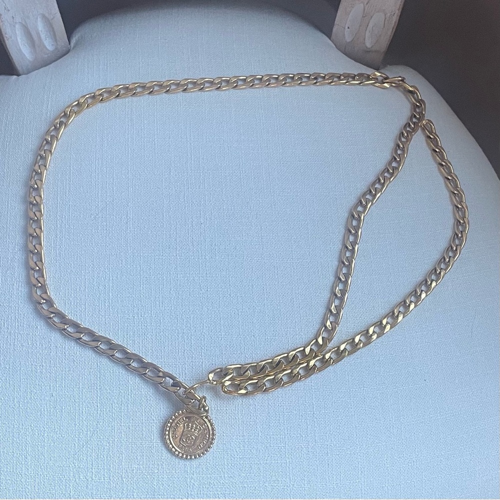 CHANEL Vintage golden Chain belt